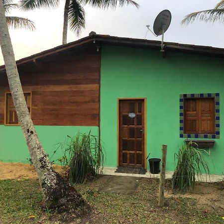 Chalezinho Super Equipado em Caravelas Exterior foto