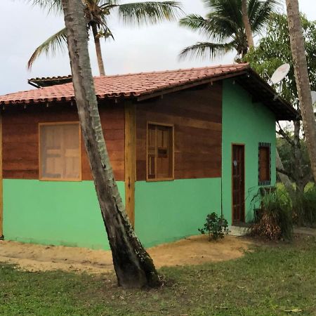 Chalezinho Super Equipado em Caravelas Exterior foto